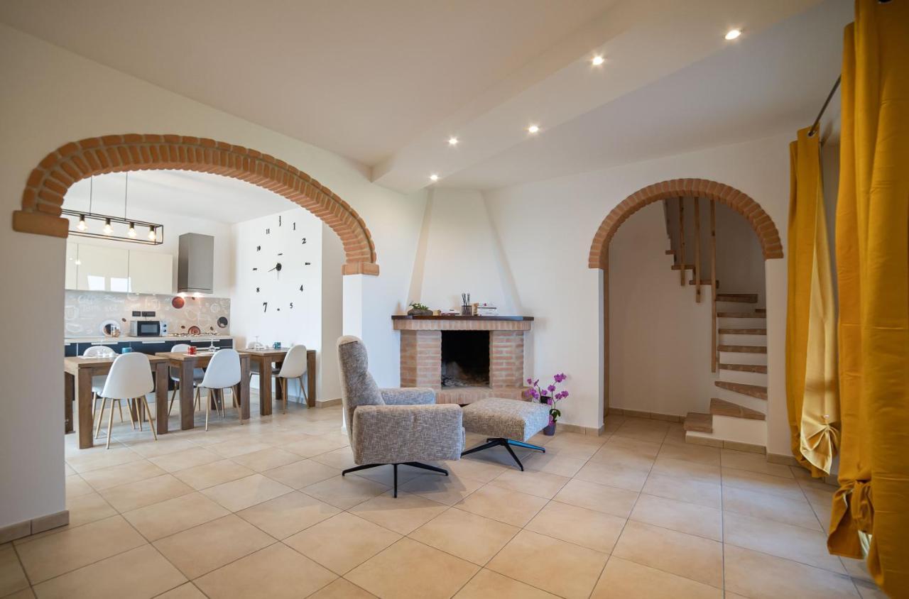 B&B La Figuretta Ези Экстерьер фото