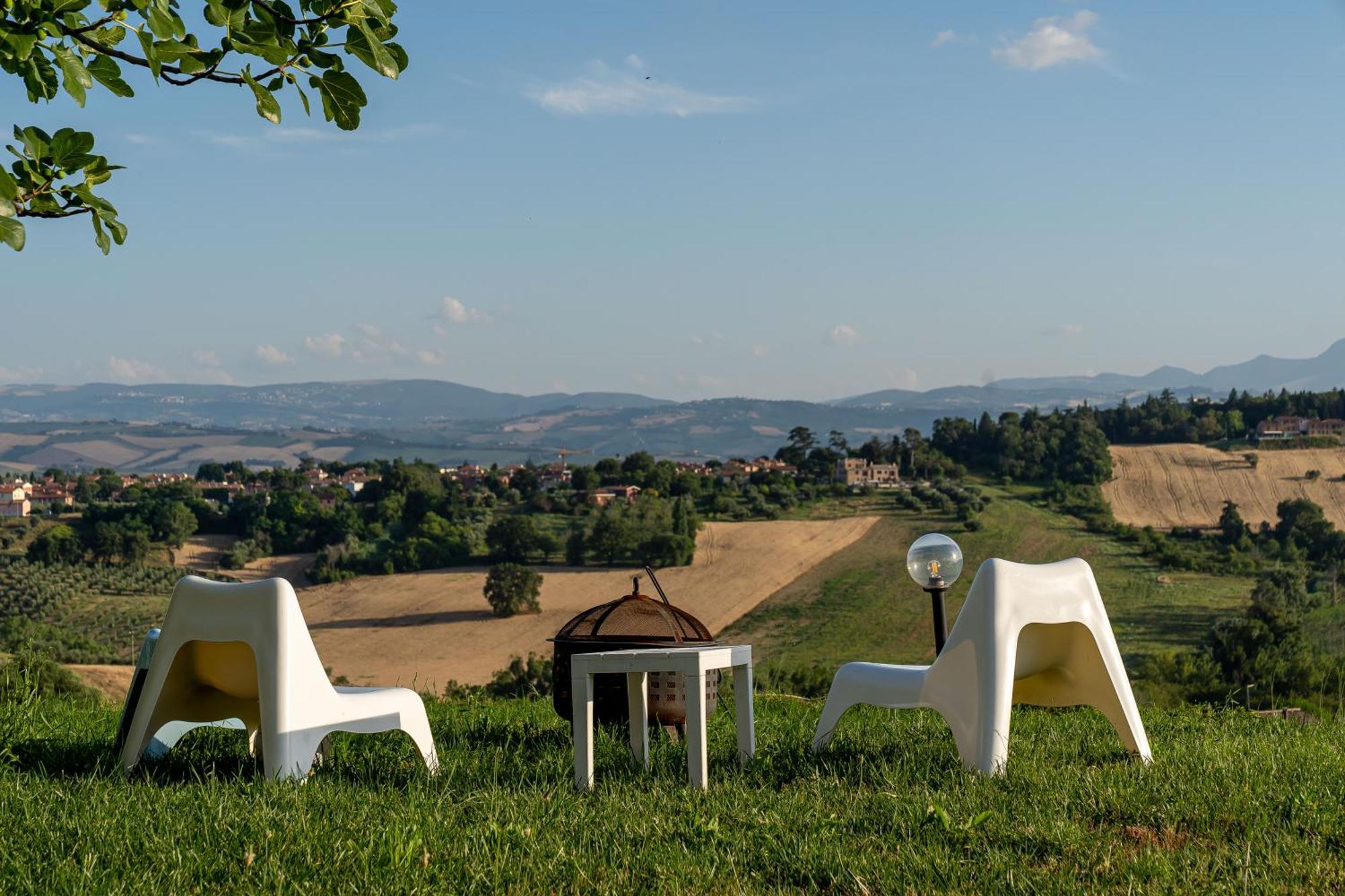 B&B La Figuretta Ези Экстерьер фото